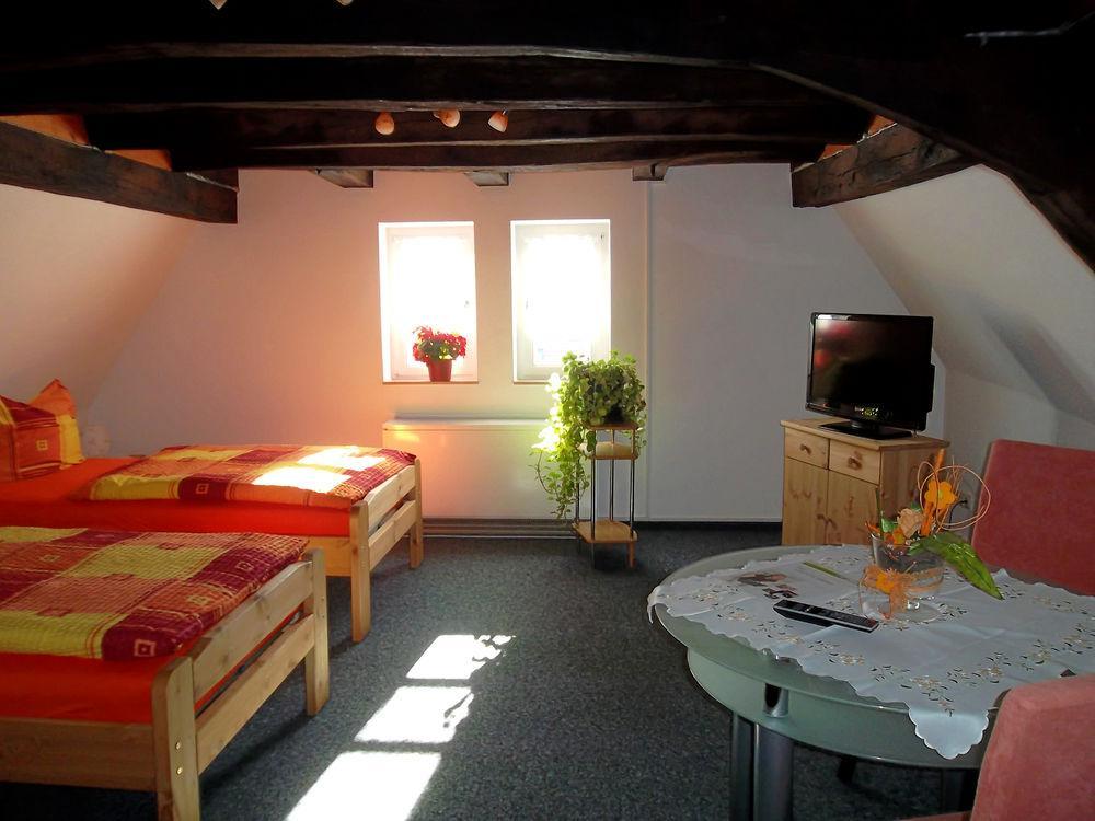 Gasthaus Hotel Zum Kreuz 斯特滕阿卡顿玛 外观 照片